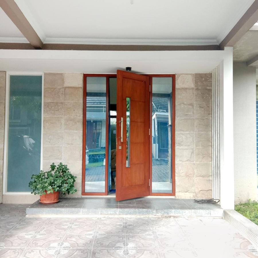 Mutiara Balecatur Guest House Yogyakarta Exteriér fotografie